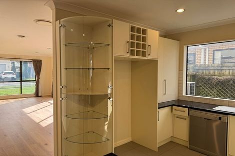 Photo of property in 3 Askerne Drive, Flat Bush, Auckland, 2016