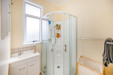 Photo of property in 10 William Street, Marton, 4710