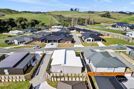 Photo of property in 261 Adler Drive, Ohauiti, Tauranga, 3112