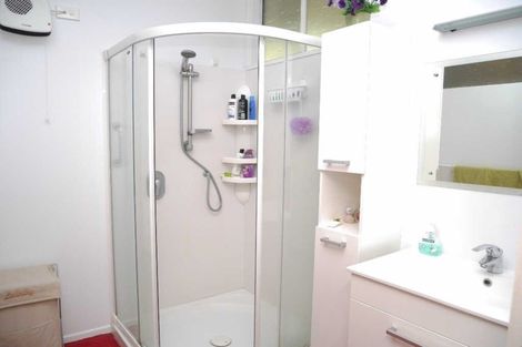 Photo of property in 33 Tui Road, Raumati Beach, Paraparaumu, 5032