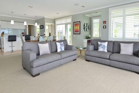 Photo of property in 19 Landmark Terrace, Orewa, 0931