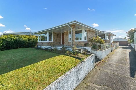 Photo of property in 40 Read Street, Levin, 5510