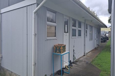 Photo of property in 2/40 Hamilton Road, Papatoetoe, Auckland, 2025