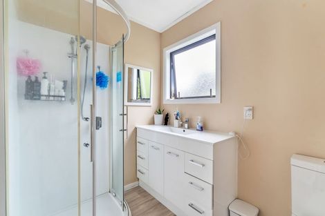 Photo of property in 49 Leinster Avenue, Raumati South, Paraparaumu, 5032