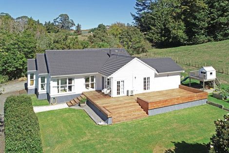 Photo of property in 32 Cascade Road, Bombay, 2675