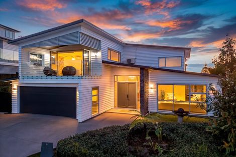 Photo of property in 9 Platinum Rise, Ranui, Auckland, 0612