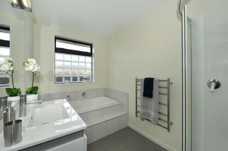 Photo of property in 5 Country Palms Drive, Halswell, Christchurch, 8025