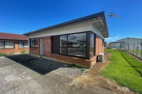 Photo of property in 4/9 Norman Spencer Drive, Papatoetoe, Auckland, 2104