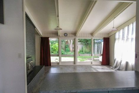 Photo of property in 12 Burrows Place, Ilam, Christchurch, 8041