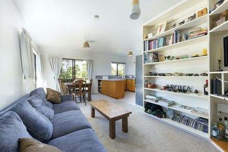 Photo of property in 145 Piha Road, Piha, New Lynn, 0772