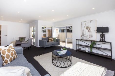 Photo of property in 16 Comeskey Grove, Elderslea, Upper Hutt, 5018