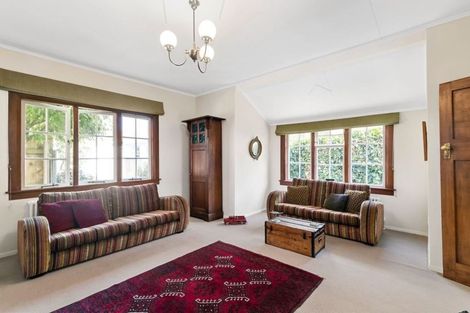 Photo of property in 8a Puriri Street, Eastbourne, Lower Hutt, 5013