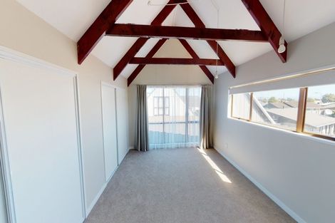 Photo of property in 8 Essex Place, Springvale, Whanganui, 4501