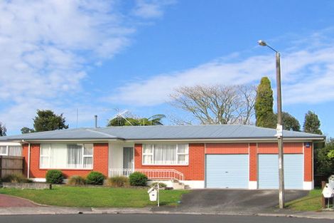 Photo of property in 17 Seamer Place, St Andrews, Hamilton, 3200