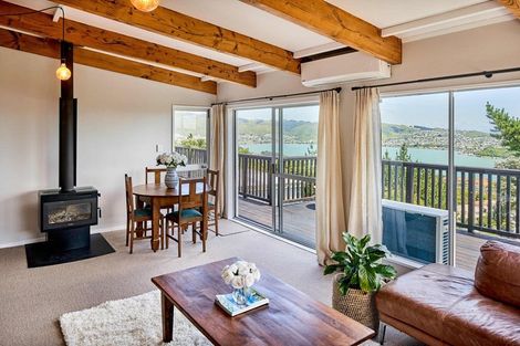 Photo of property in 112 Conclusion Street, Ascot Park, Porirua, 5024