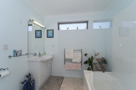 Photo of property in 133a Kent Street, Carterton, 5713