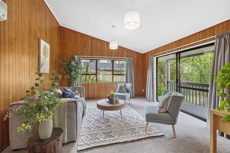 Photo of property in 53 Albatross Close, Whitby, Porirua, 5024