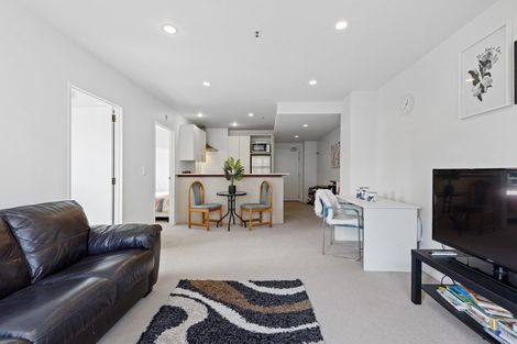 Photo of property in Terrace Heights Apartments, 8c/163 The Terrace, Wellington Central, Wellington, 6011