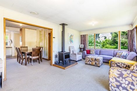 Photo of property in 819 Tukairangi Road, Acacia Bay, Taupo, 3385