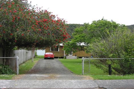 Photo of property in 20 Waiwera Road, Waiwera, Orewa, 0994