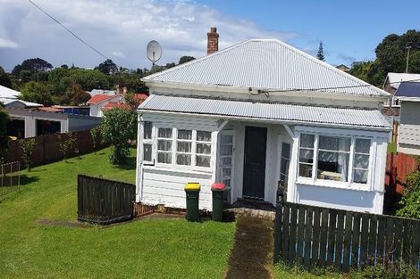 Photo of property in 7 Leicester Street, Patea, 4520