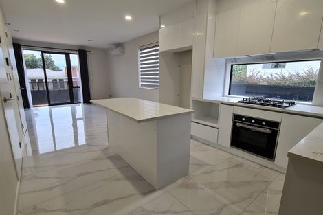 Photo of property in 9a Becroft Drive, Forrest Hill, Auckland, 0620