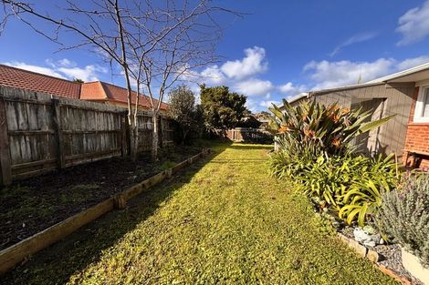 Photo of property in 12 Moa Place, Onerahi, Whangarei, 0110