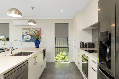 Photo of property in 1 Albatross Lane, Welcome Bay, Tauranga, 3112