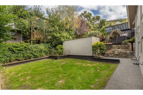 Photo of property in 7 Dalefield Drive, Cashmere, Christchurch, 8022