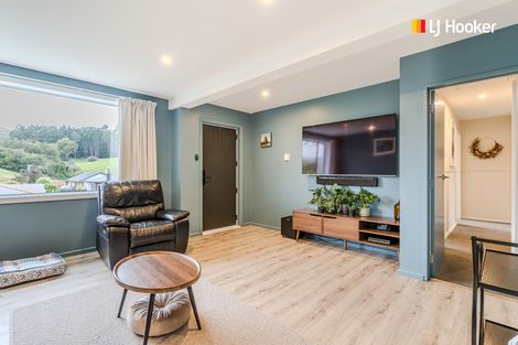 Photo of property in 25 Elwyn Crescent, Green Island, Dunedin, 9018