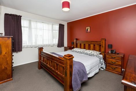Photo of property in 61 Hikurangi Street, Trentham, Upper Hutt, 5018