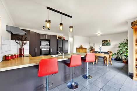 Photo of property in 320 Austin Road, Normanby, Hawera, 4673