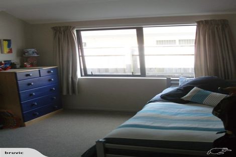 Photo of property in 68 Mary Huse Grove, Manor Park, Lower Hutt, 5019