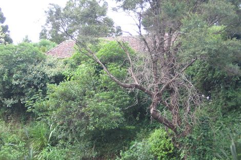 Photo of property in 80 Woodlands Park Road, Titirangi, Auckland, 0604