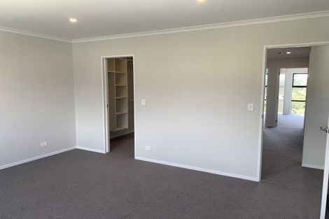 Photo of property in 15 William Calvert Drive, Swanson, Auckland, 0614