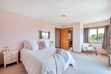 Photo of property in 103 Queen Street, Northcote Point, Auckland, 0627