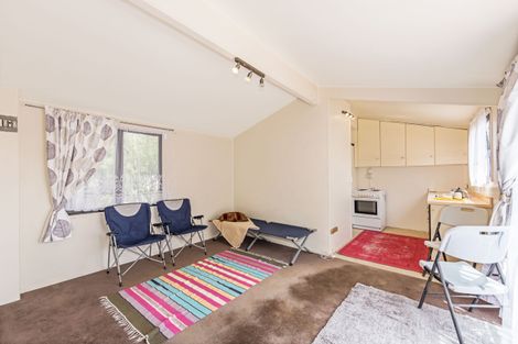 Photo of property in 1/33 Nile Road, Kelston, Auckland, 0602