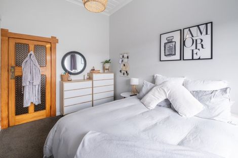 Photo of property in 9 Victoria Street, Hawera, 4610