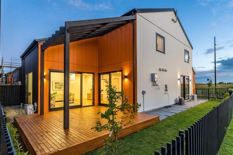 Photo of property in 67 Maungakaraka Road, Karaka, 2580