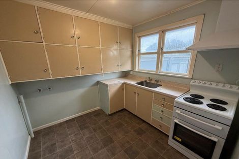 Photo of property in 1 Kupe Place, Castlecliff, Whanganui, 4501