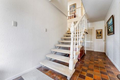 Photo of property in 9 Langstone Place, Chatswood, Auckland, 0626