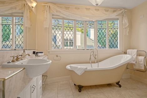 Photo of property in Greenmantle, 214 Main Road North, Otaihanga, Paraparaumu, 5036