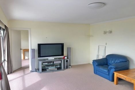 Photo of property in 38 The Esplanade, Eastern Beach, Auckland, 2012