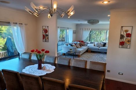 Photo of property in 16 Borneo Drive, Fairview Heights, Auckland, 0632