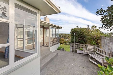 Photo of property in 176 Karaka Street, Castlecliff, Whanganui, 4501