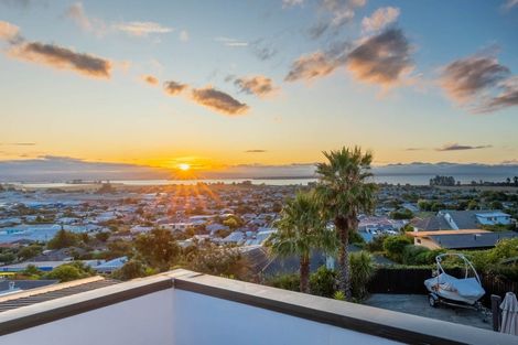 Photo of property in 51 Tosswill Road, Tahunanui, Nelson, 7011