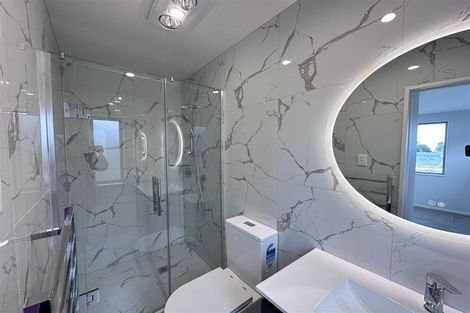 Photo of property in 10 Heihei Street, Papakura, 2110