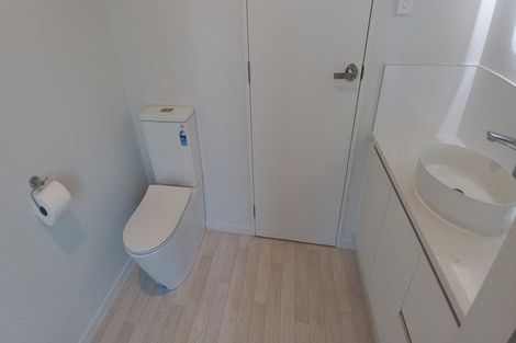 Photo of property in 2 Meenas Place, Cable Bay, 0420