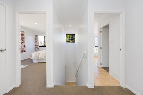 Photo of property in 4 Parkwood Crescent, Gulf Harbour, Whangaparaoa, 0930