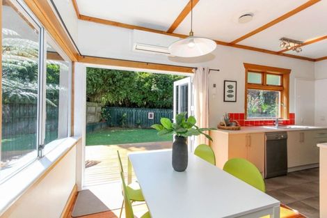 Photo of property in 15a Sycamore Grove, Lower Vogeltown, New Plymouth, 4310